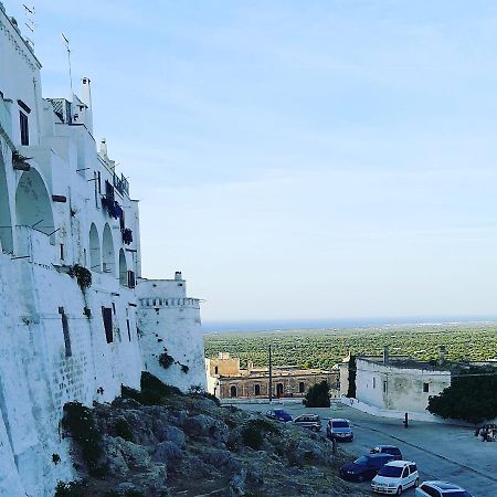 Che Vista!! Ostuni ,Sulle Bianche Mura Con Vista Mozzafiato מראה חיצוני תמונה
