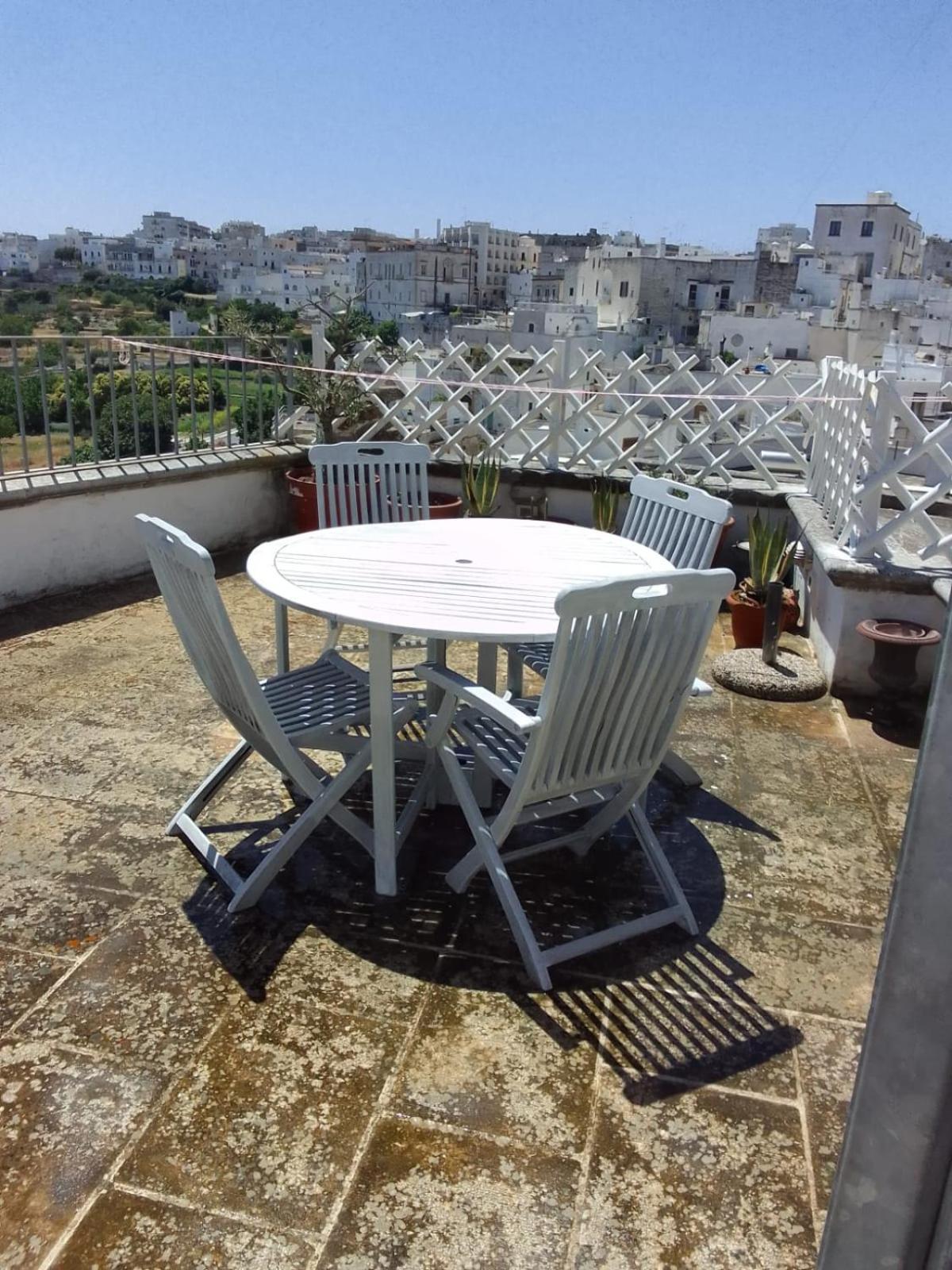 Che Vista!! Ostuni ,Sulle Bianche Mura Con Vista Mozzafiato מראה חיצוני תמונה
